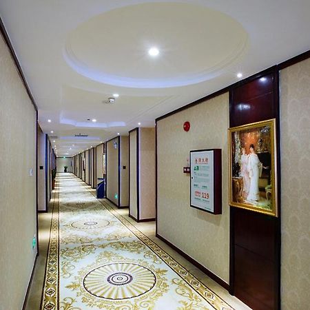 Vienna Hotel Heyuan High-Tech Yi Road מראה חיצוני תמונה
